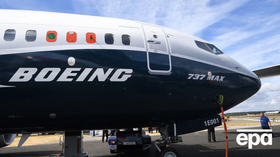 Boeing попередила операторів своїх нових моделей 737 Max про ризики входження в круте піке