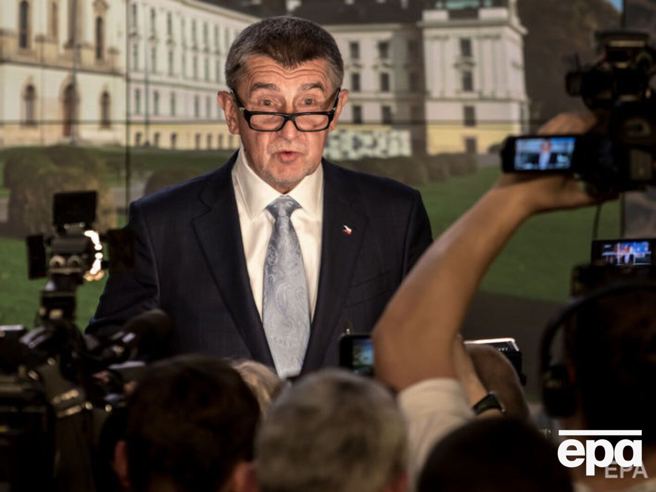 Бабиш обвинил журналистов в неэтичном поведении и пособничестве заговору