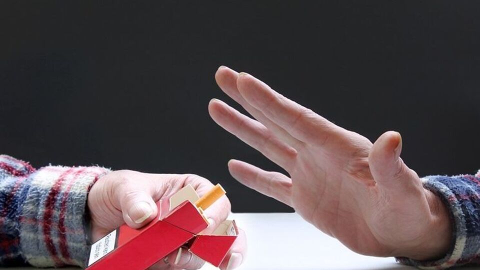 Відмова від куріння зміцнить здоров'я і бюджет