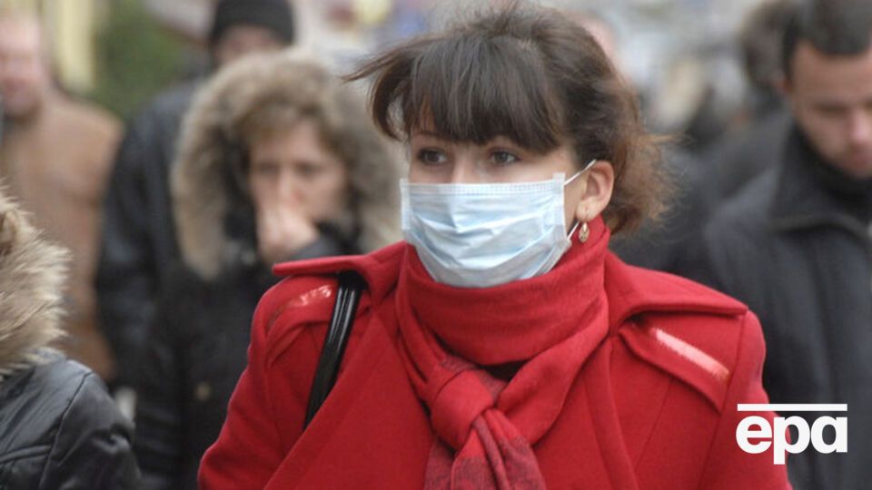 Проти минулого тижня рівень захворюваності серед дорослих та дітей до 17 років незначно збільшився