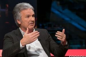 Швец: При Путине охранники поперли наверх