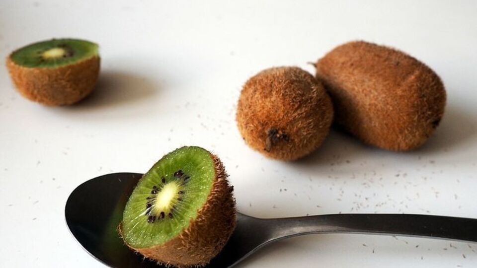 Киви можно не чистить