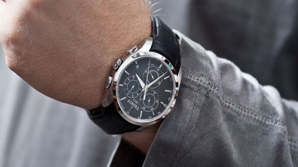 Циферблат не має бути занадто "крикливих" відтінків