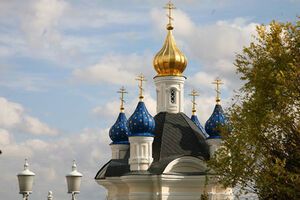 По документам УПЦ МП распоряжается лаврой до 2052 года