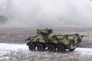 БТР-3 оснащен высокоточным противотанковым комплексом "Барьер"