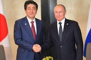 Абе зустрічався з Путіним у Сінгапурі