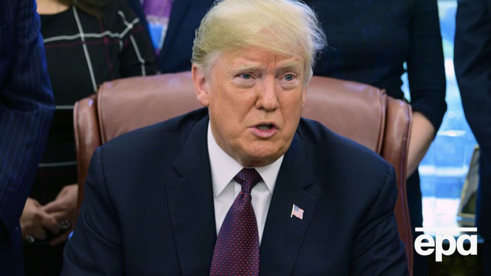 Трамп заявив, що вважає Пенса неймовірною людиною