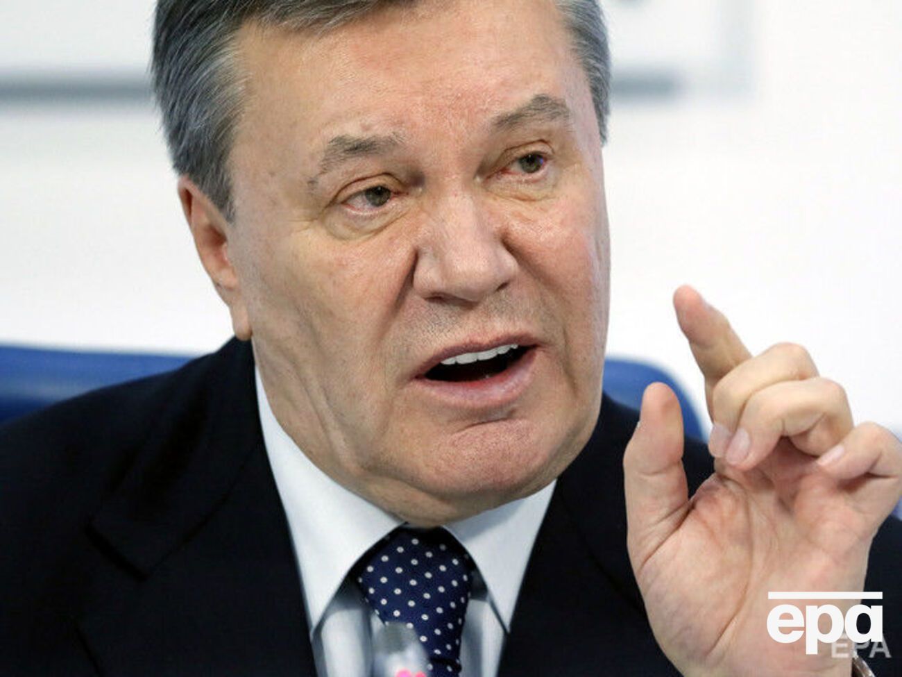 Адвокат заявил, что общался с Януковичем 17 ноября