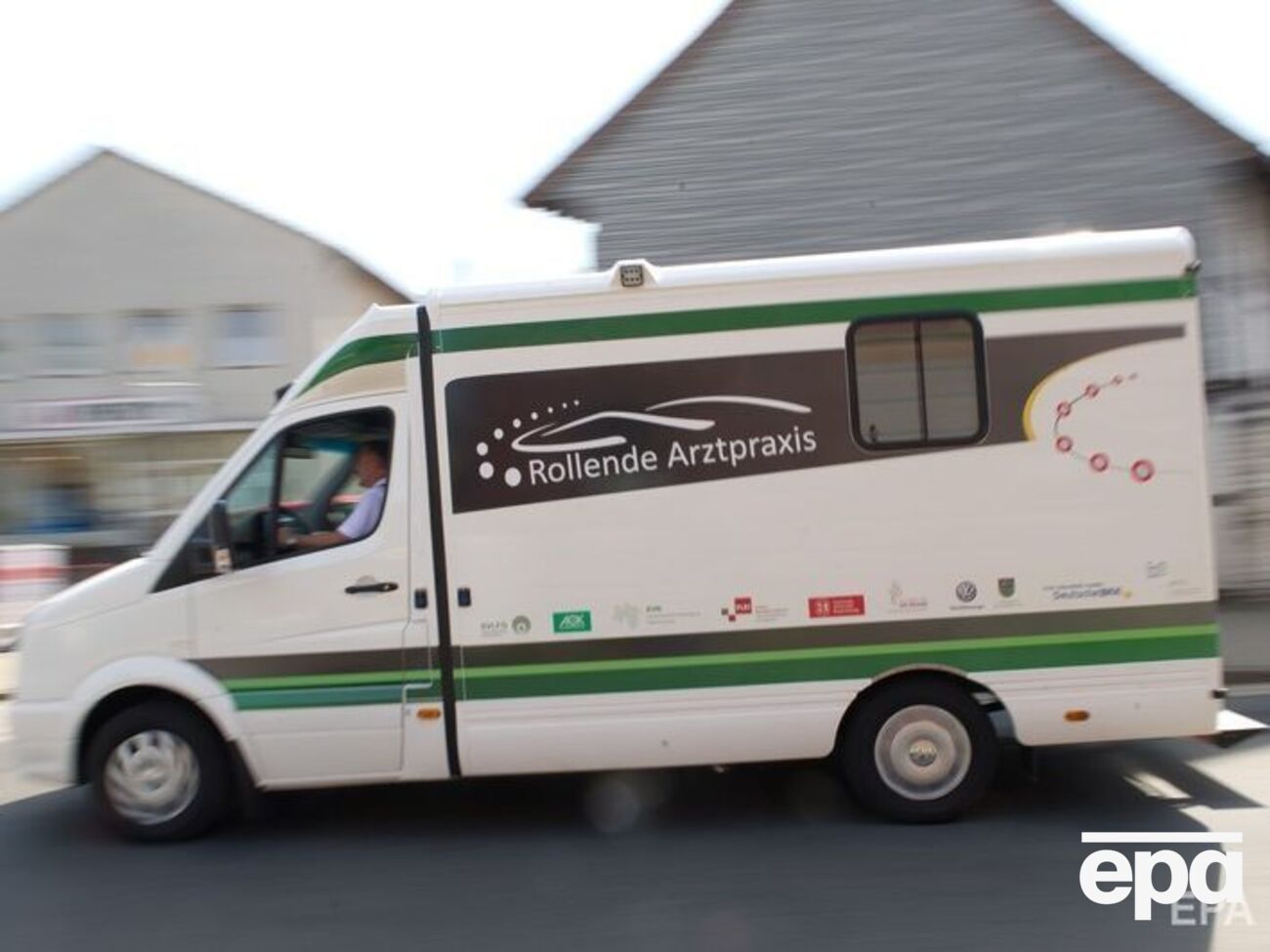 Один из пилотов госпитализирован