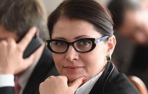 Фріз зазначила, що доповіді містять факти і прізвища