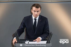 Рейтинг Макрона снизился