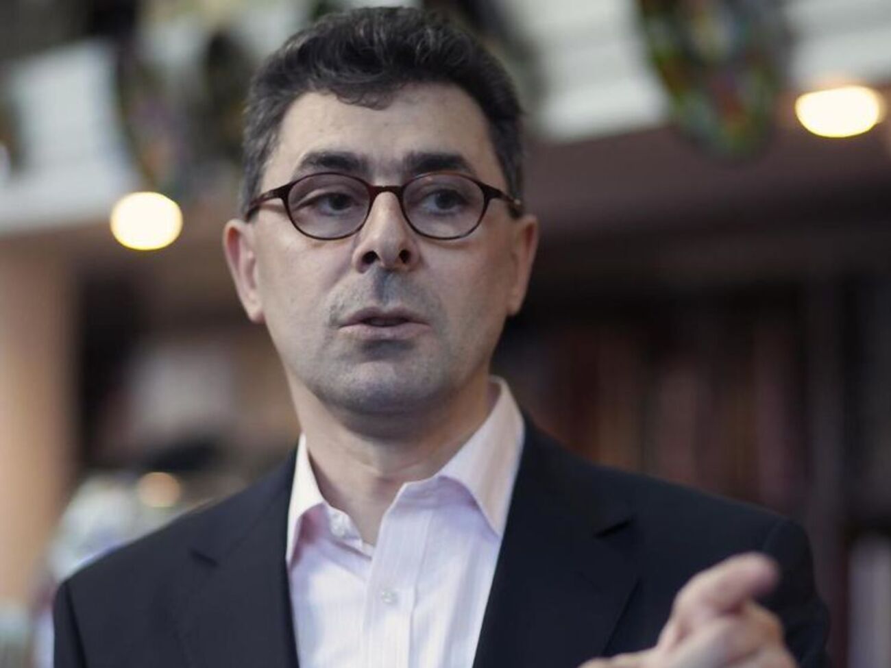 Сергей Руденко: Правительство упорно внедряет инициативу, которая выгодна в первую очередь американским производителям сигарет