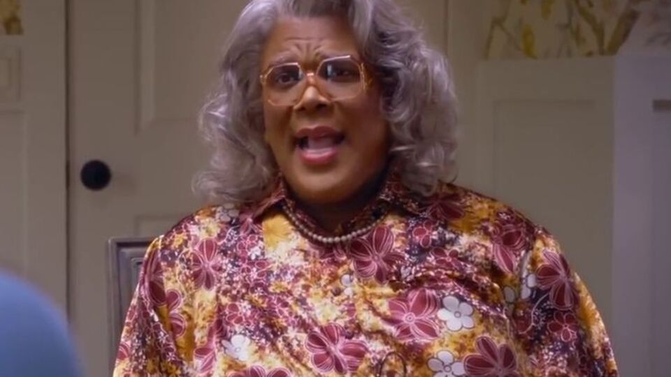 Перрі виконав жіночу роль