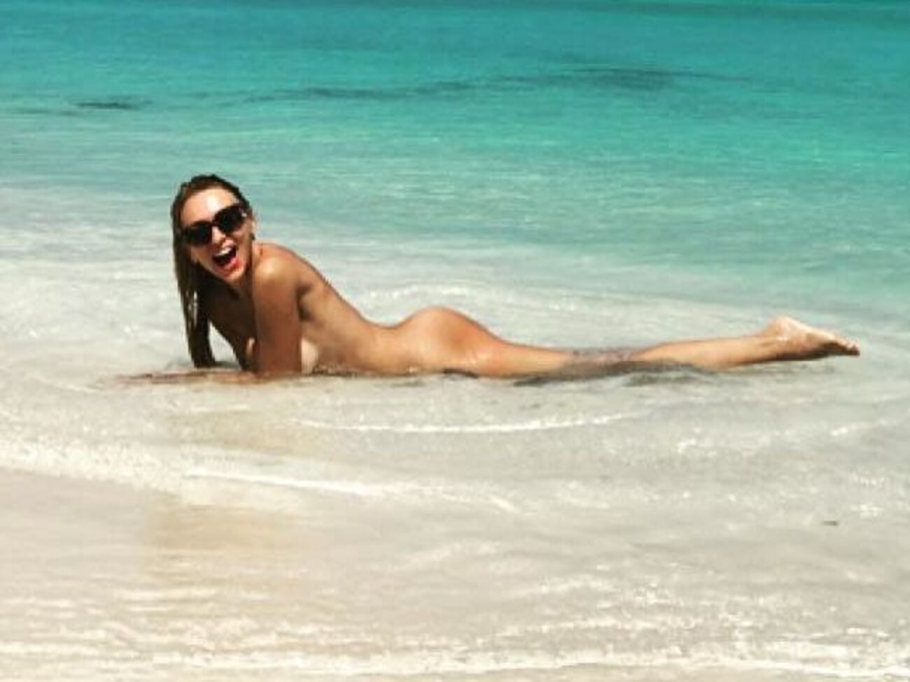 Полякова: Не знаю, чи видно вам, що я все ще без трусів