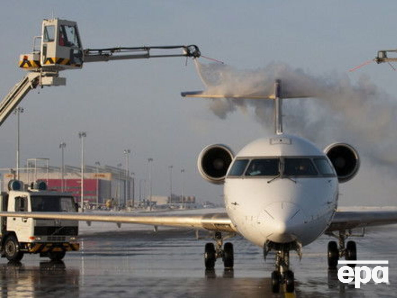 В авиакомпании&nbsp;Brussels Airlines сообщили, что самолеты российского производства заменят канадские CRJ 900 компании Bombardier