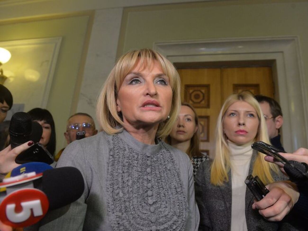 Луценко про президента: Він уже полетів із візитом у Туреччину