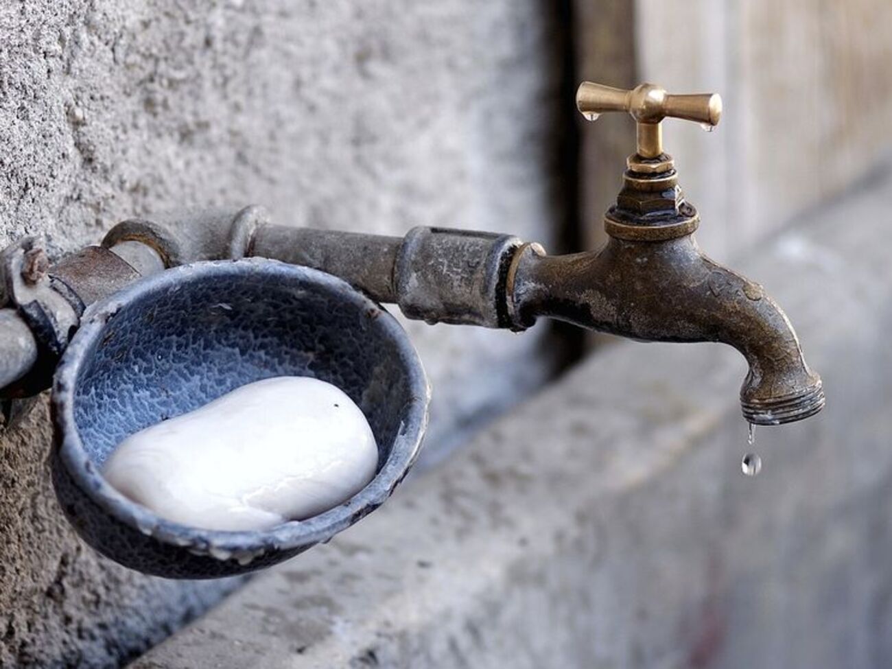 В домах оккупированного Луганска нет воды