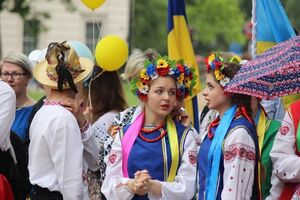 Население Украины продолжает сокращаться