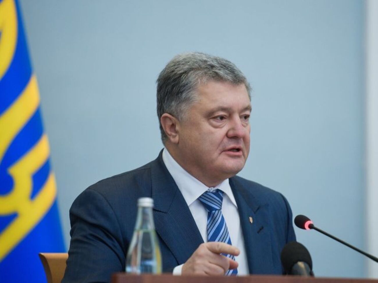 Порошенко: Отдельные политиканы умоляли, чтобы этого не произошло, но в течение 48 часов тепло было подано