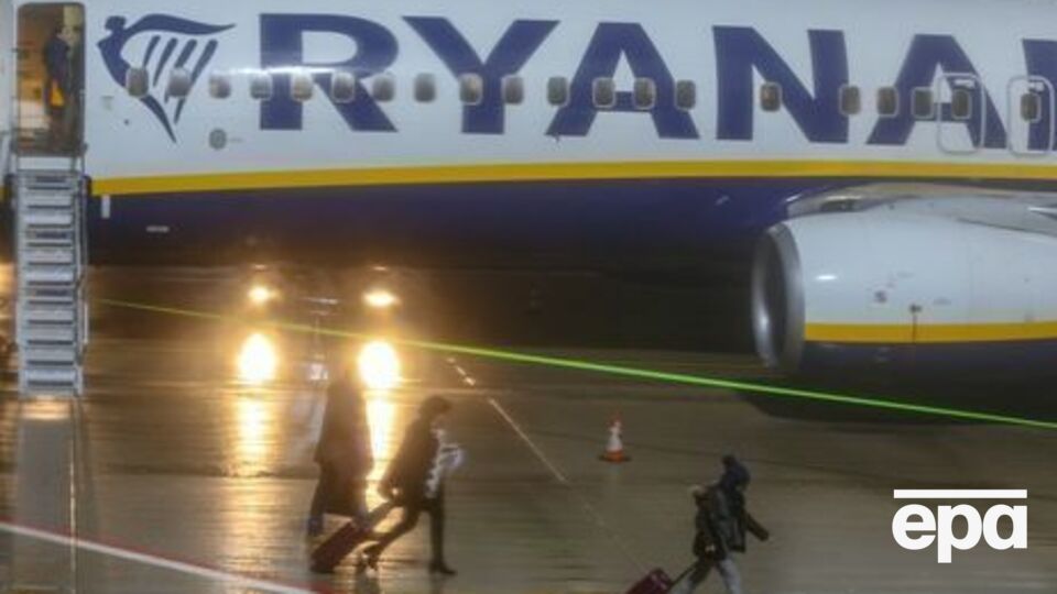 Сейчас лоукостер Ryanair совершает рейсы в 12 направлениях из Киева и пяти – из Львова