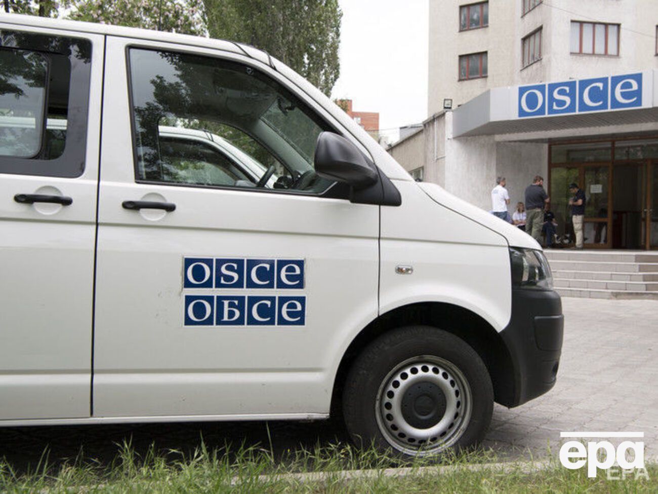 СММ ОБСЕ является невооруженной гражданской миссией, которая наблюдает за ситуацией во всех регионах Украины