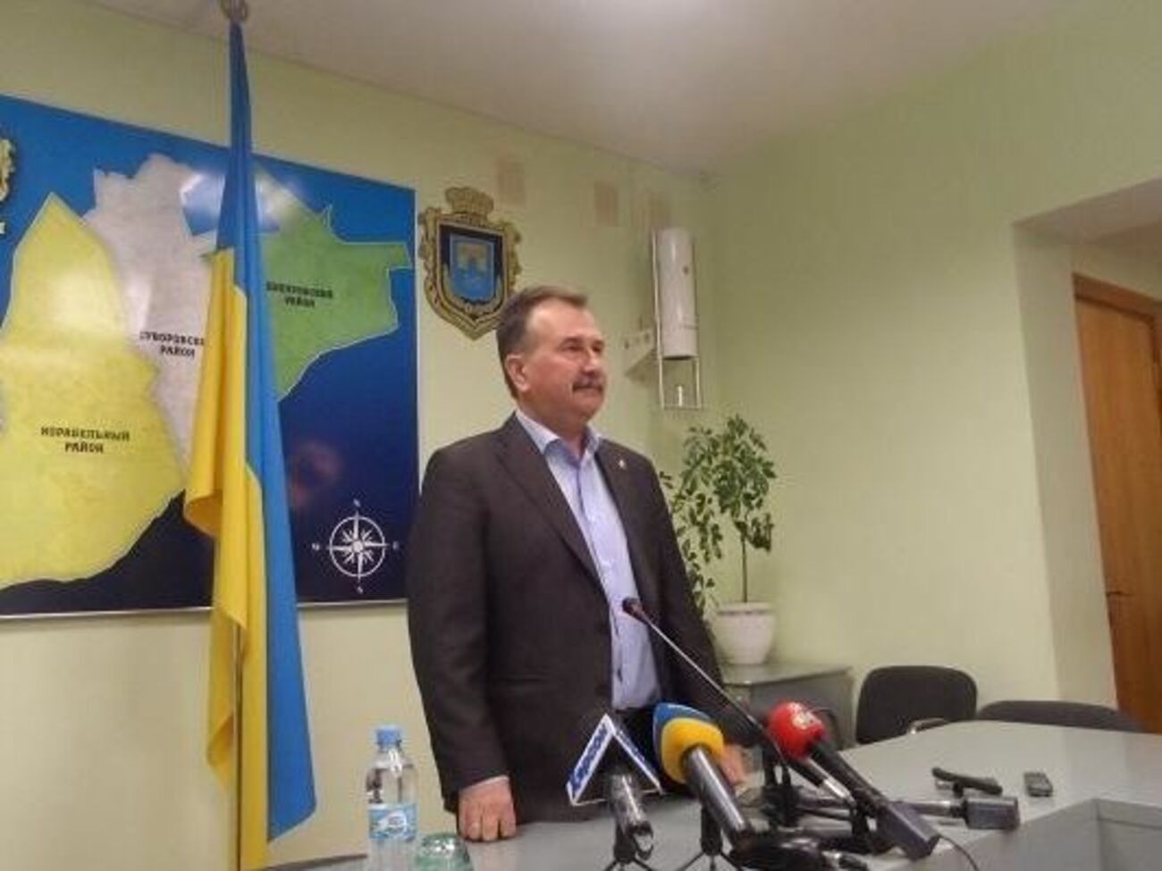 Миколаєнко: У Гандзюк були принципові розбіжності з Нацполіцією щодо переслідування тих, хто вчора бігав містом із триколором, а зараз при владі