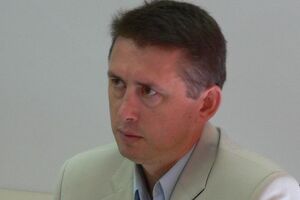 Мельниченко называет себя "официальным американским легальным бизнесменом", а все обвинения в незаконном обогащении – попыткой его дискредитировать