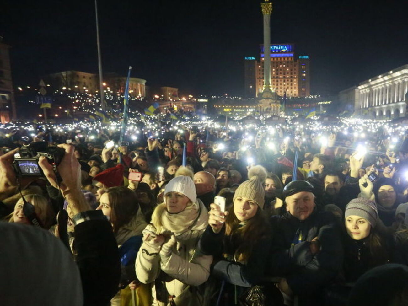 Революцию достоинства поддержали миллионы украинцев
