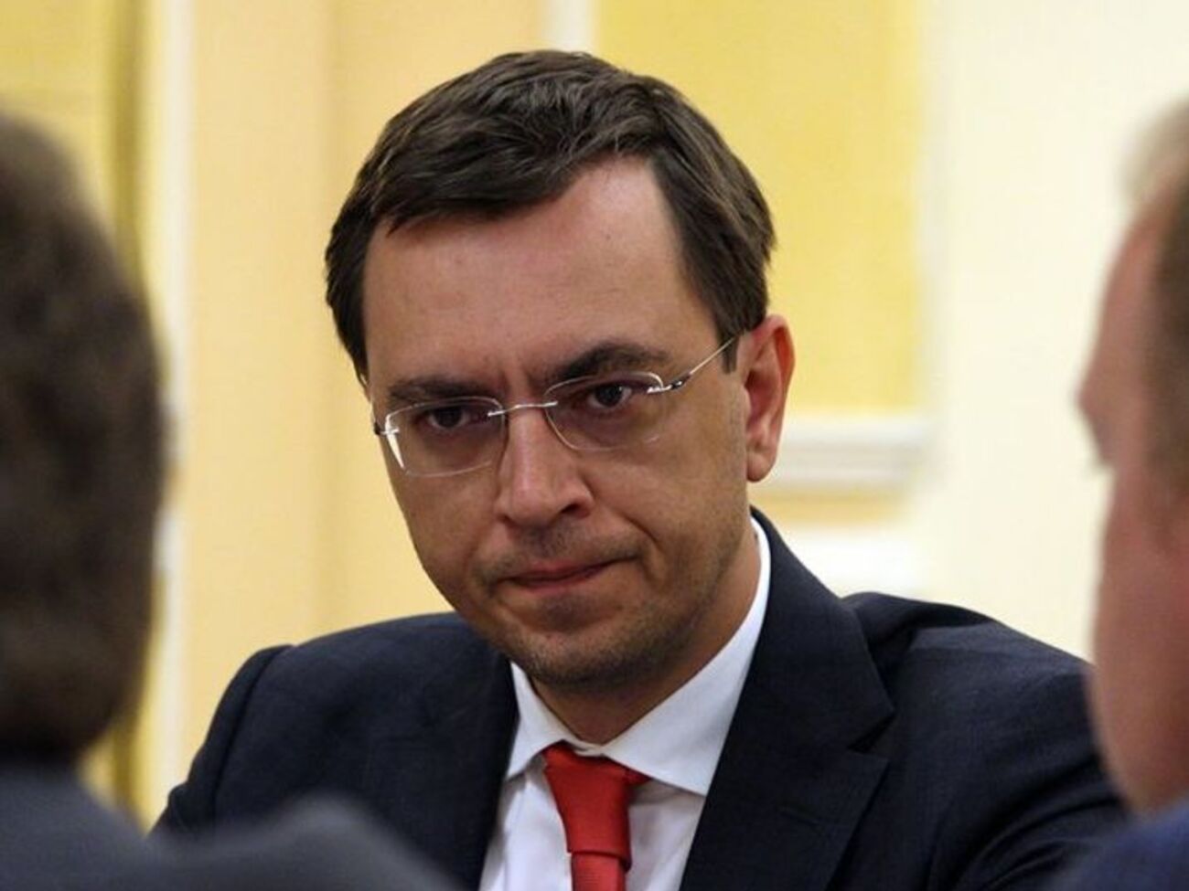 Омелян заявив, що 2019 року масово перевірятимуть асфальтні заводи