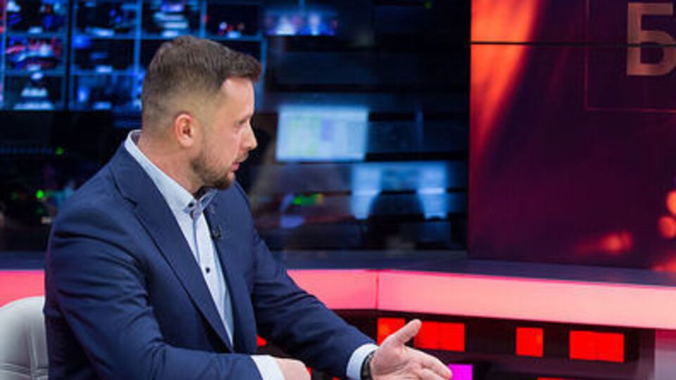 Білецький: Вони не демонструють своєї діяльності, не є громадськими організаціями, не мають чітких цілей, наприклад, боротися з наркотиками