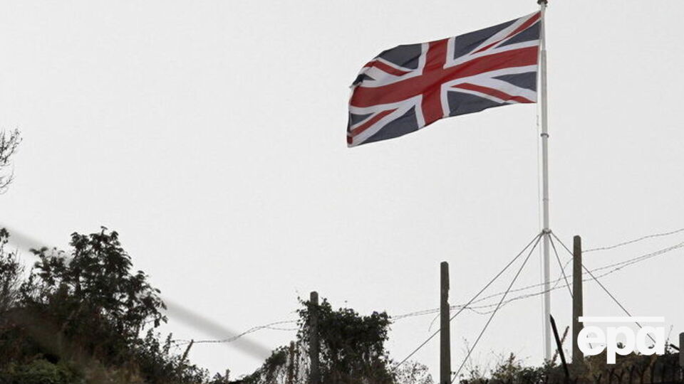 Материковий Гібралтар входить до складу Сполученого Королівства