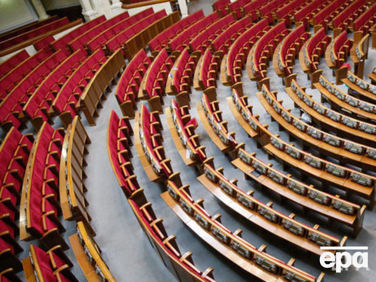 Спікер прогнозує, що депутати сьогодні працюватимуть до пізнього вечора