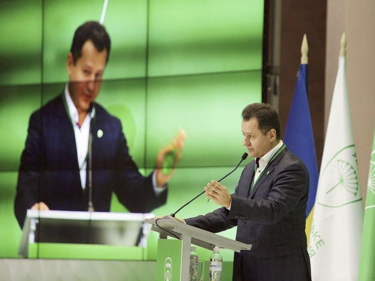 Тарас Батенко: Те, що українська влада ніколи не гребувала використовувати бюджет для власного передвиборчого піару, &ndash; ні для кого не секрет