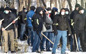 Один з імовірних замовників тітушок під час Майдану Олексій Чеботарьов (ліворуч) і фігурант справи про вбивство Веремія, тортури і викрадення активістів Юрій Крисін