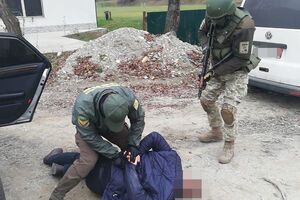 Голову сільради затримано під час спроби дати хабар прикордоннику