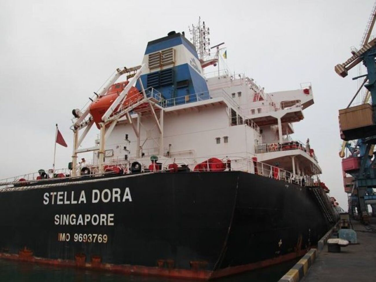 Вугілля в Україну з Нідерландів доправило судно Stella Dora