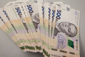 Доходы госбюджета предусмотрены на уровне 1,026 трлн грн, расходы – 1,112 трлн грн