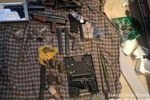 Все изъятое отправили на экспертизу