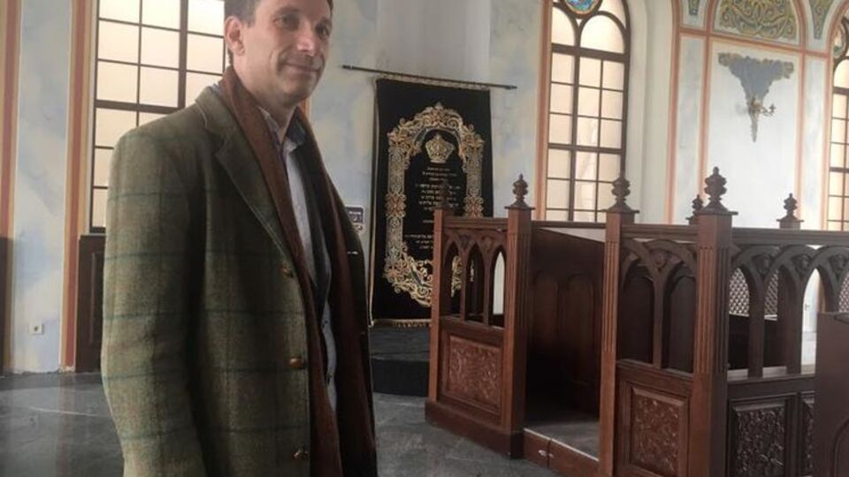 Портников (на фото): Путін санкціями просто хизується