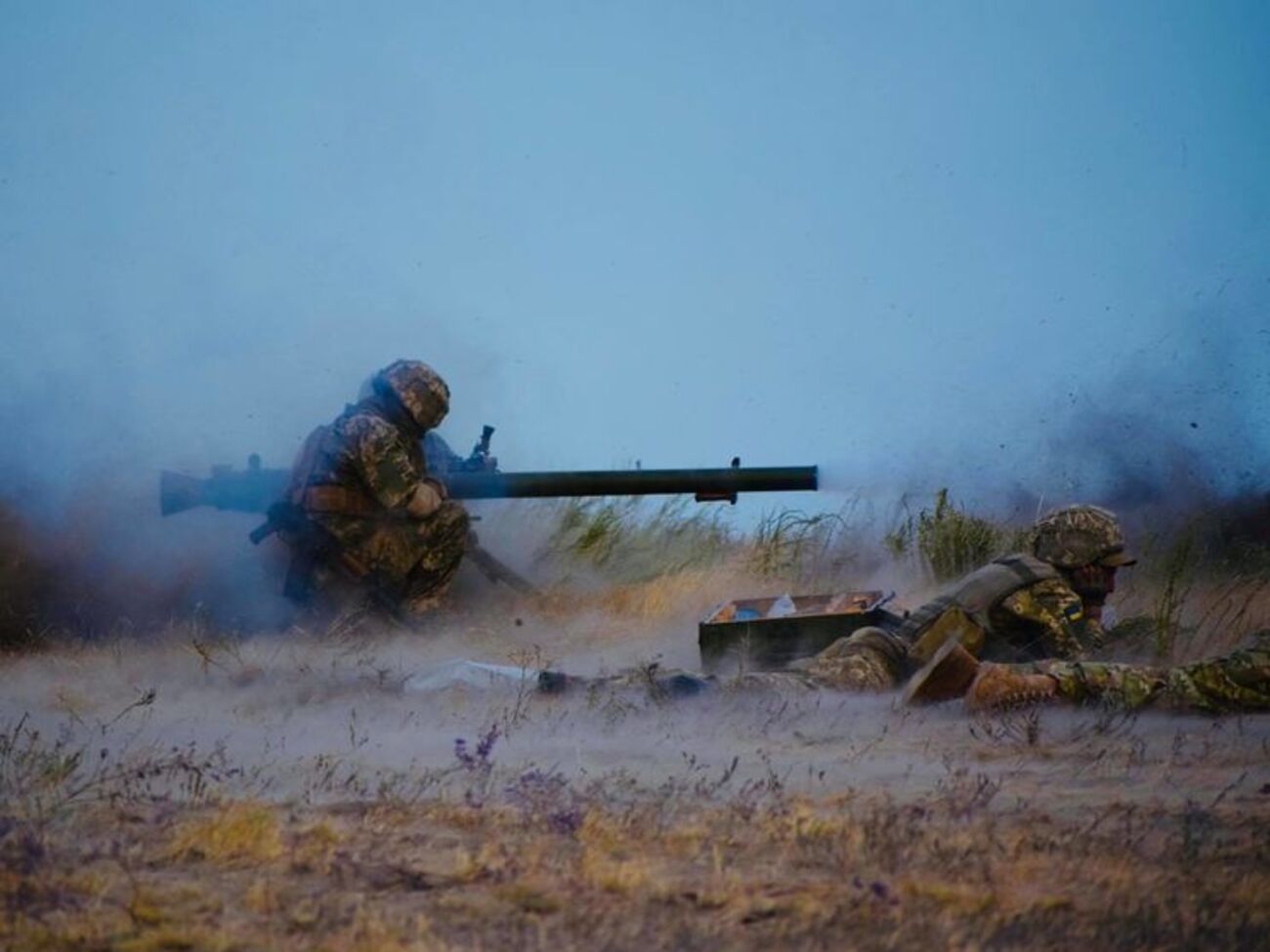 СНБО рассмотрит вопрос о введении военного положения в связи с захватом трех украинских кораблей российскими военными