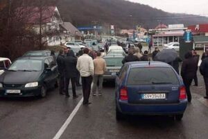 Ускладнення виникли із проїздом автомобілів на "євробляхах"