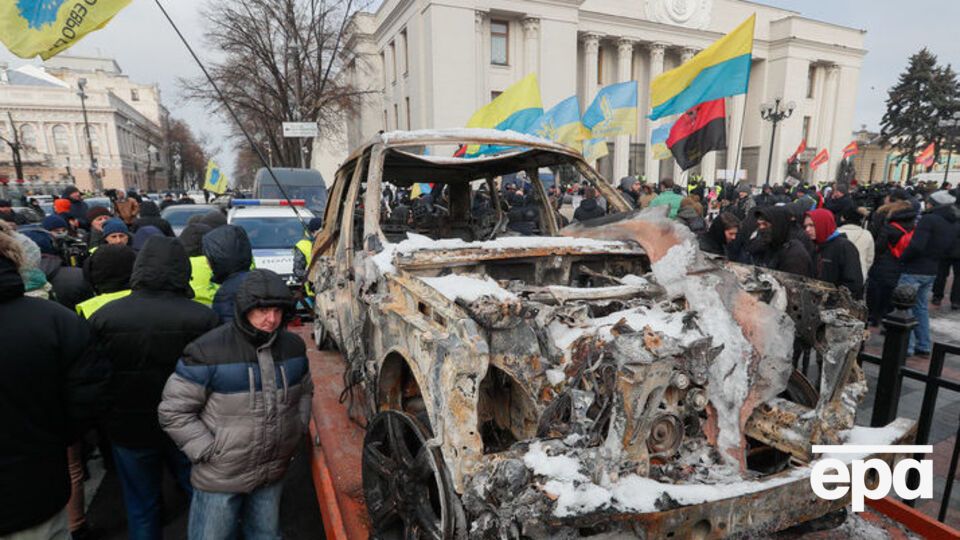 Активисты "Авто Евро Силы" начали акцию протеста, в рамках которой перекрыли дороги в ряде областей Украины
