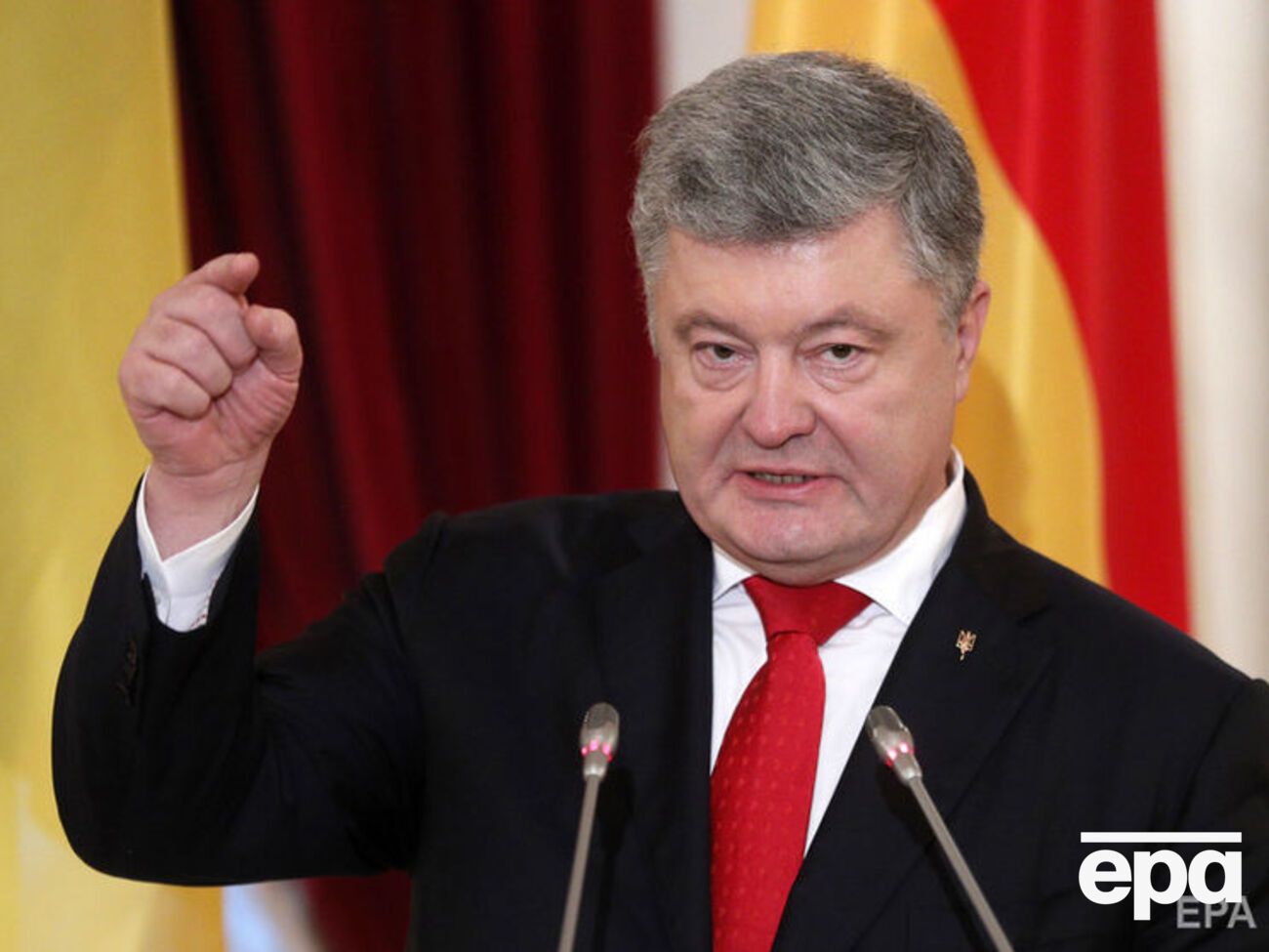 Порошенко находится в контакте с руководством ЕС и НАТО