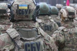 У СБУ зазначили, що слідчі здійснюють невідкладні слідчі дії в межах кримінального провадження за фактом захоплення українських кораблів у Чорному морі