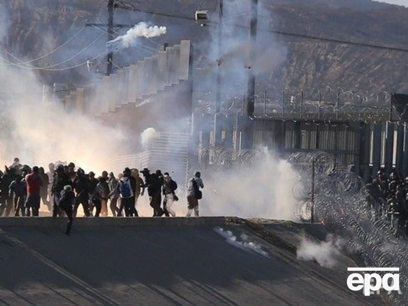 Мігранти вирішили не чекати відповідей на запити про надання притулку і спробували потрапити у США незаконно