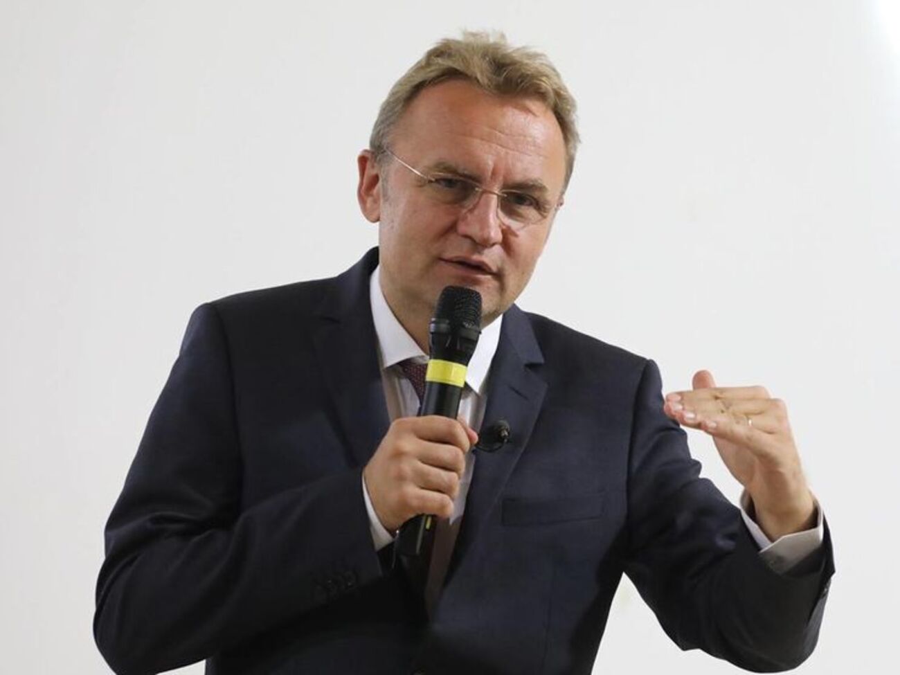 Андрій Садовий: Президент зустрічається з Медведчуком, про що вони ведуть бесіди? Це ті питання, на які суспільство вимагає твердої відповіді