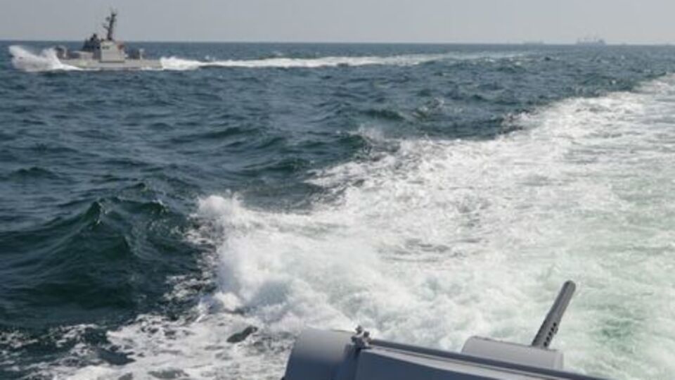 25 ноября Россия захватила катера украинских ВМС "Бердянск" и "Никополь", а также буксир "Яны Капу"