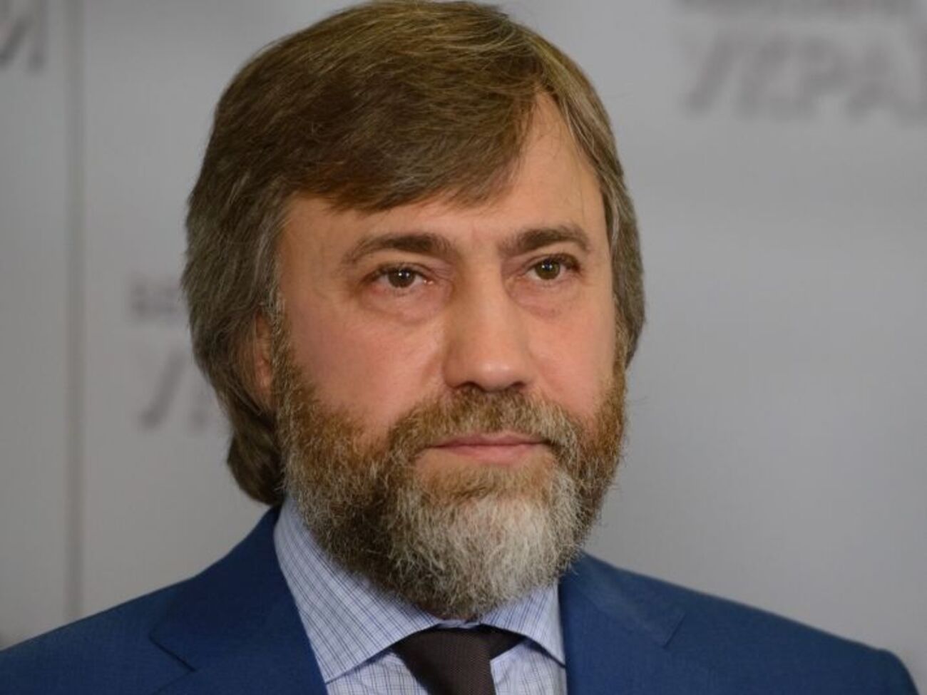Вадим Новинский: Ни разу Порошенко даже не пытался вести речь о военном положении. Просто рейтинг у него был достаточно высоким