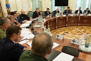 Рішення РНБО набуло чинності 27 листопада