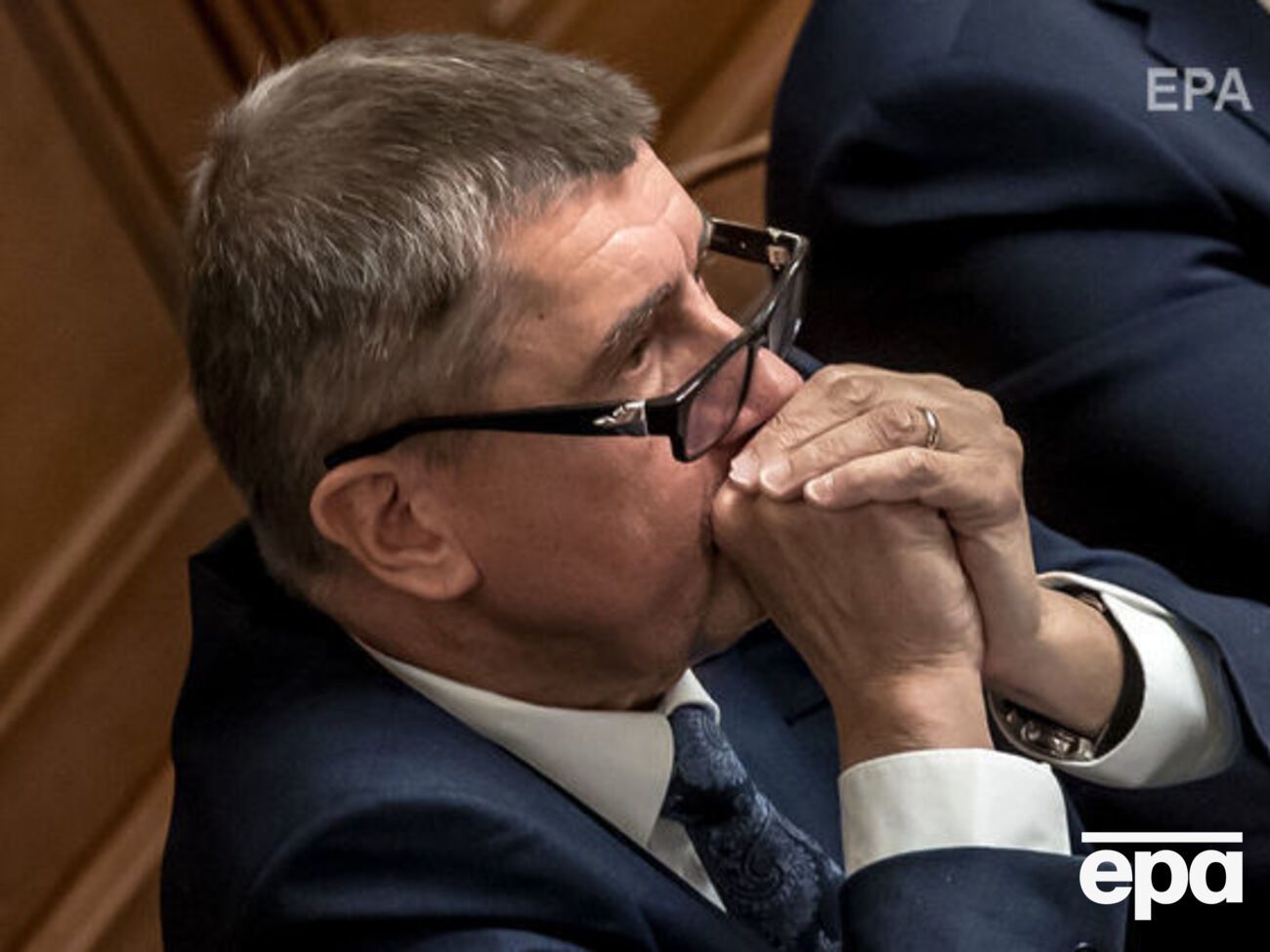 Журналістам Бабіш жодних коментарів не дав